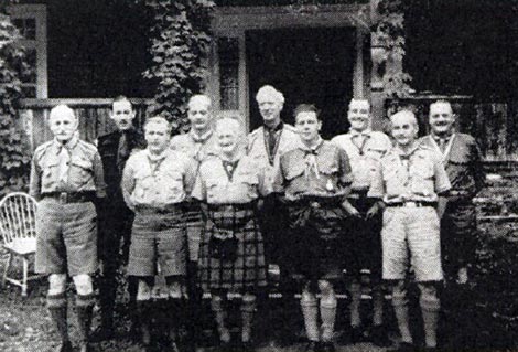 Col. Wilson und Mitglieder des Internationalen Büros in Elvesaeter